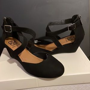 Black suede DAISY FUENTES wedge heel